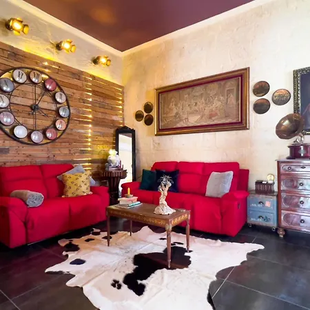 The Curiosities House - Artistic & Experiential Retreat 度假居 *