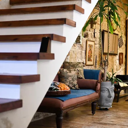 בית נופש The Curiosities House - Artistic & Experiential Retreat Żejtun